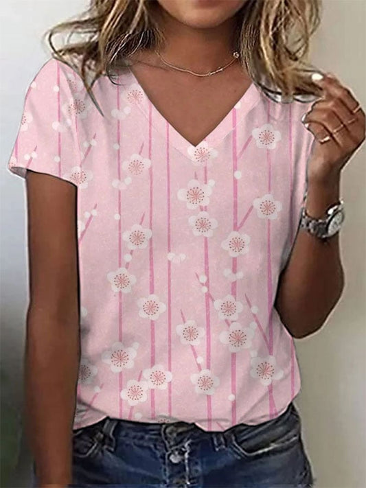 Women's Pink Flowers Print T-Shirt